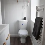 Apartment Les Propres Et Equipes