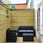 Apartment Les Propres Et Equipes