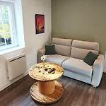 Apartment Les Propres Et Equipes